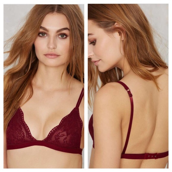 Lace Triangle Bralette - Picture 2 of 4